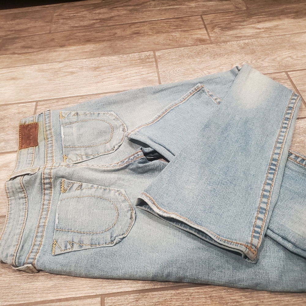 True Religion - Picture 7 of 9